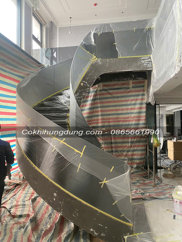 mẫu cầu thang xoắn ốc đẹp MS22