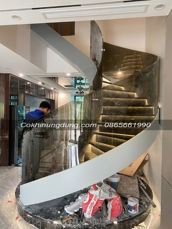 mẫu cầu thang xoắn ốc đẹp 33