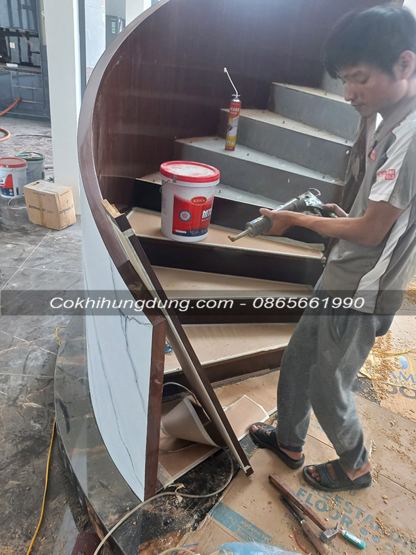 cầu thang xoắn ốc đẹp 37