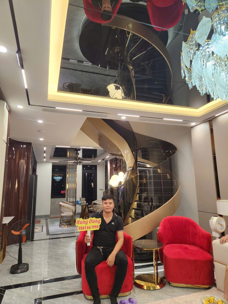 mẫu cầu thang xoắn ốc đẹp 02