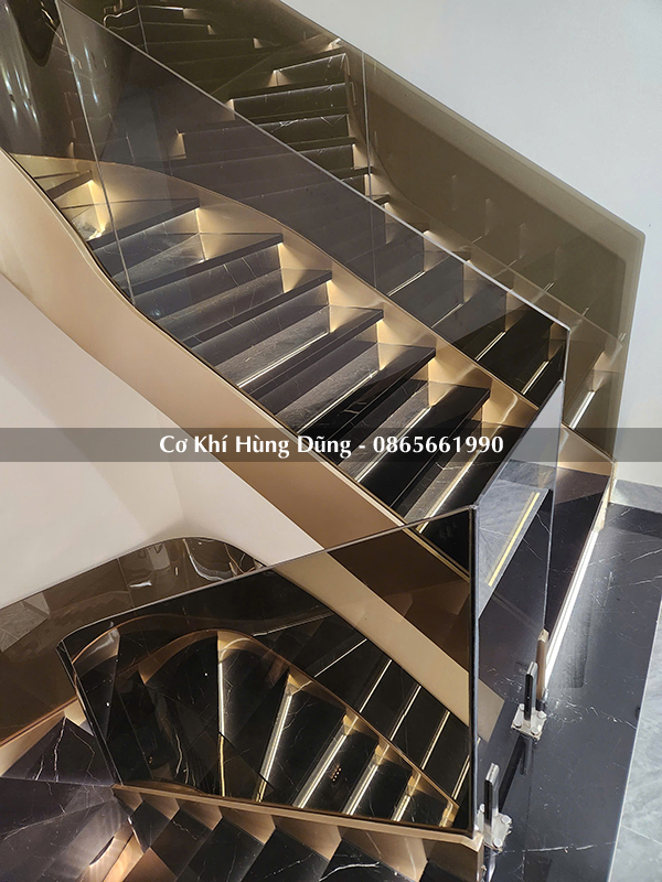 mẫu cầu thang xoắn ốc đẹp 47