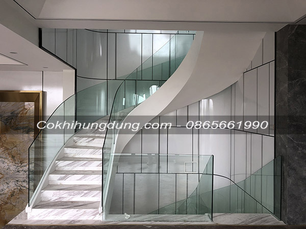 cầu thang xoắn ốc MS85