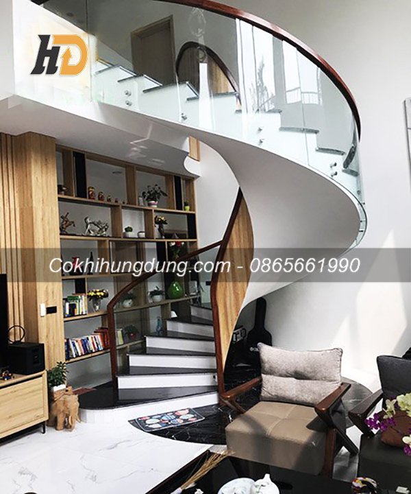 cầu thang xoắn ốc MS84