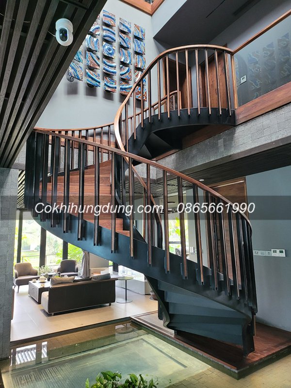cầu thang xoắn ốc MS45