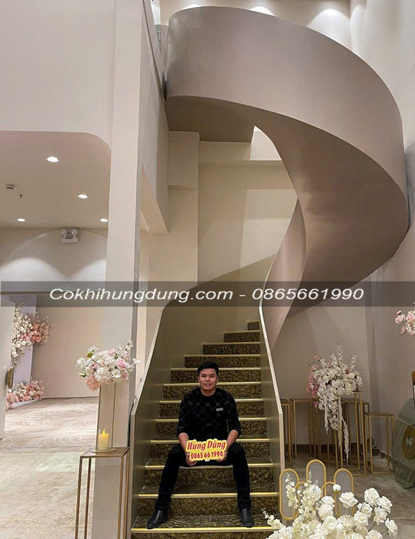 cầu thang xoắn ốc đẹp MS11