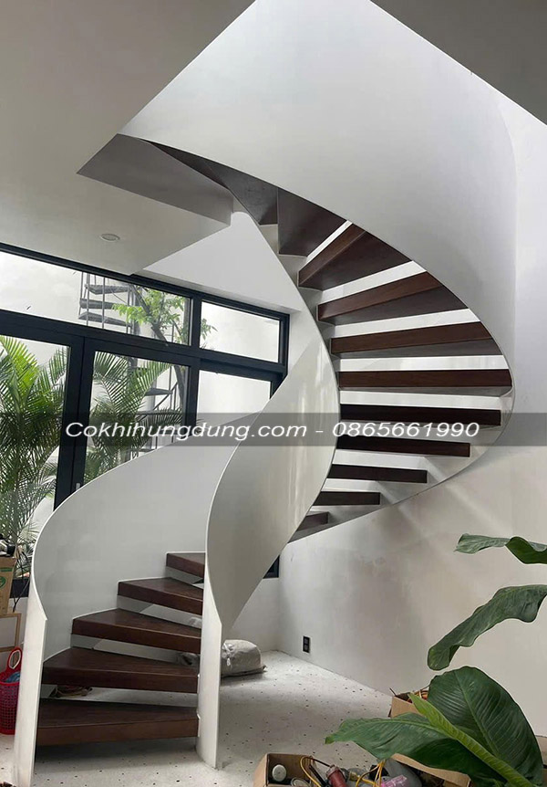 Cầu thang xoắn ốc giá rẻ tận gốc MS26