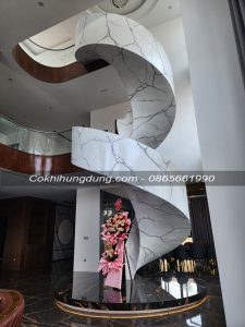 mẫu cầu thang xoắn ốc đẹp 26
