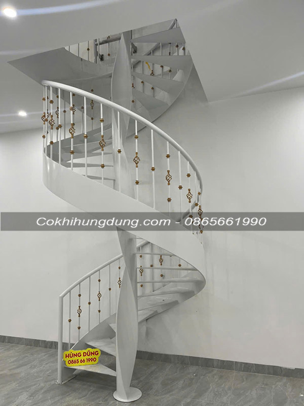 cầu thang xoắn ốc đẹp quảng ninh 68