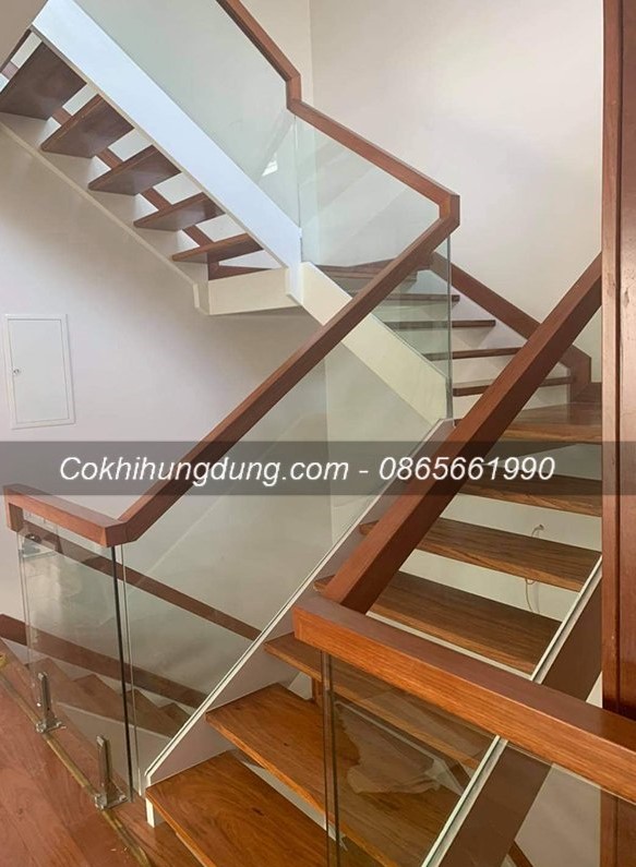 Cầu thang xương cá thép bản MS29