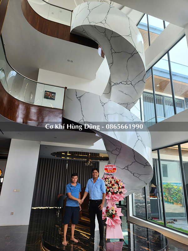 Mẫu cầu thang xoắn ốc đẹp ms2