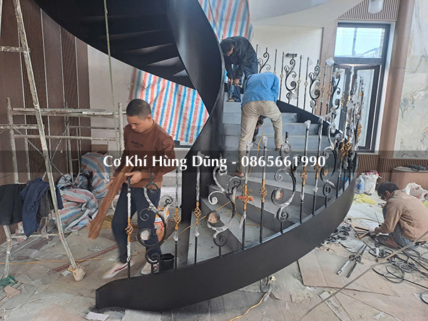 cầu thang xoắn ốc Nghệ An ms31