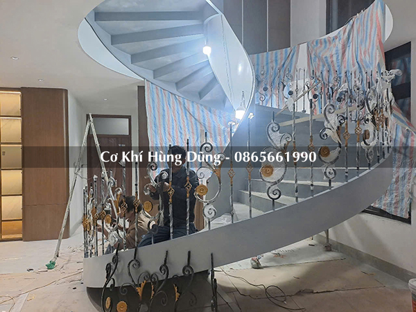 cầu thang xoắn ốc Nghệ An ms30