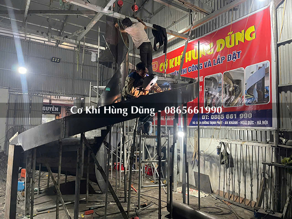 cầu thang xoắn ốc Nghệ An ms26