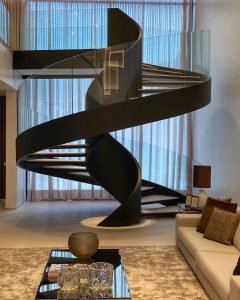 Thi công cầu thang xoắn ốc tại Hòa Bình 07