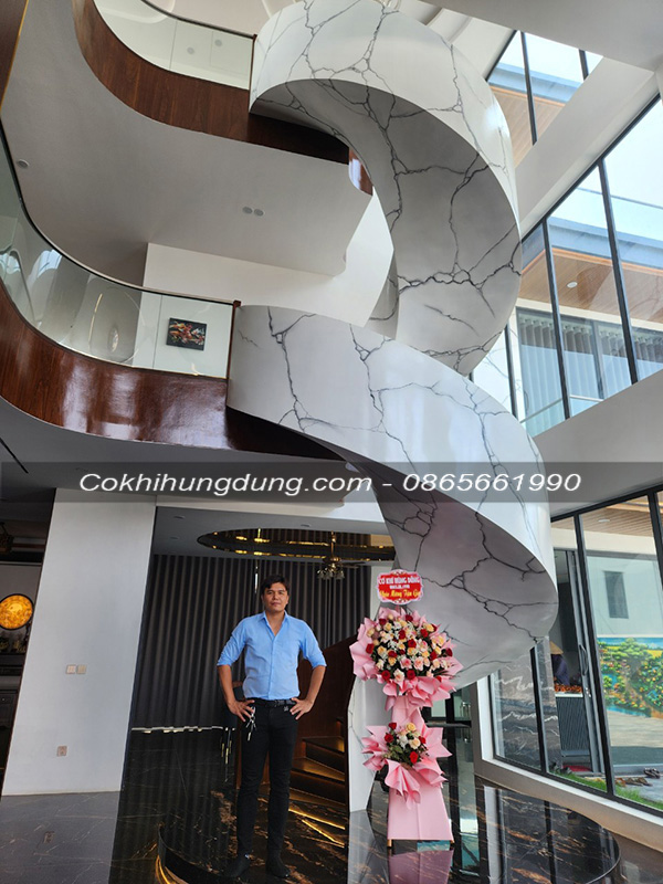 cầu thang xoắn gác lửng 03